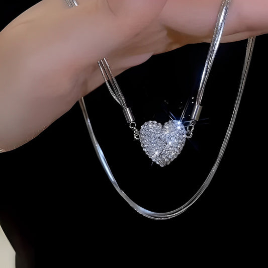 Collar de amor con imán corazon unido